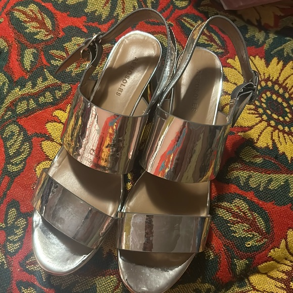 AEROSOLES Shoes - patent leather aerosoles cameras